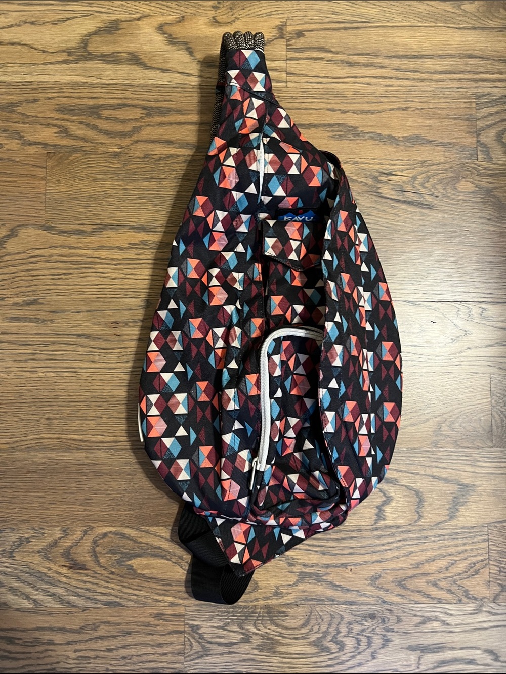 KAVU Geo Triangle Sling in Black, Red, Blue & Cream